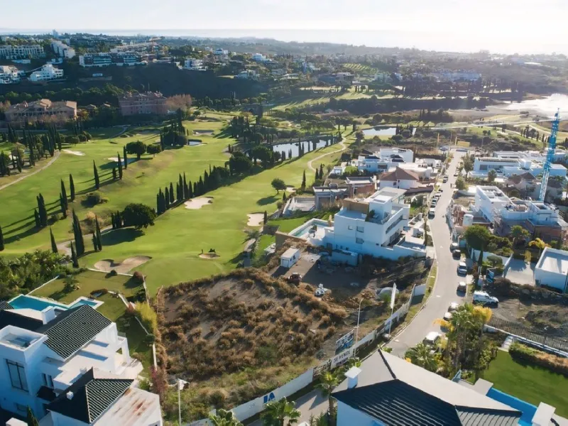 Plot - Residential Plot в продаже в Málaga, Málaga. Площадь участка 3160 м²