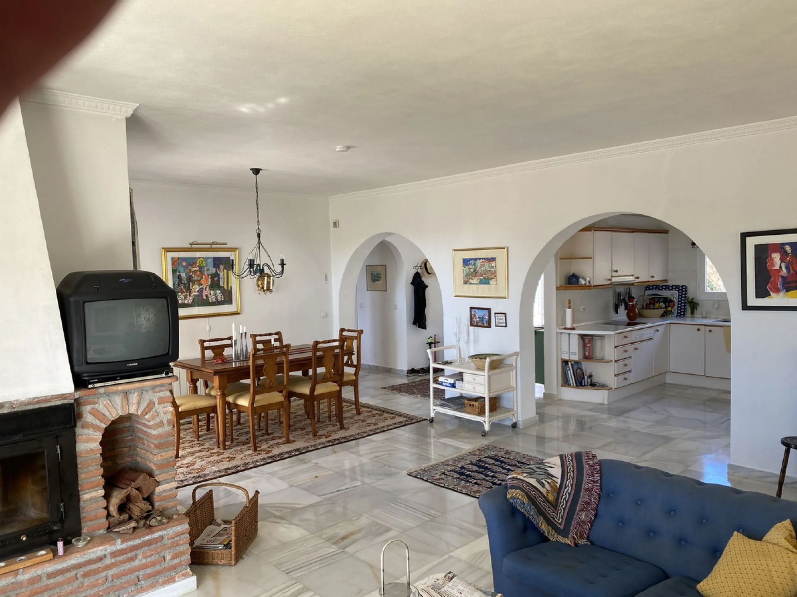 A RARELY AVAILABLE SINGLE LEVEL VILLA IN A HIGHLY SOUGHT AFTER POSITION CLOSE TO THE WHITE WASHED AND HISTORICAL VILLAGE OF MIJAS