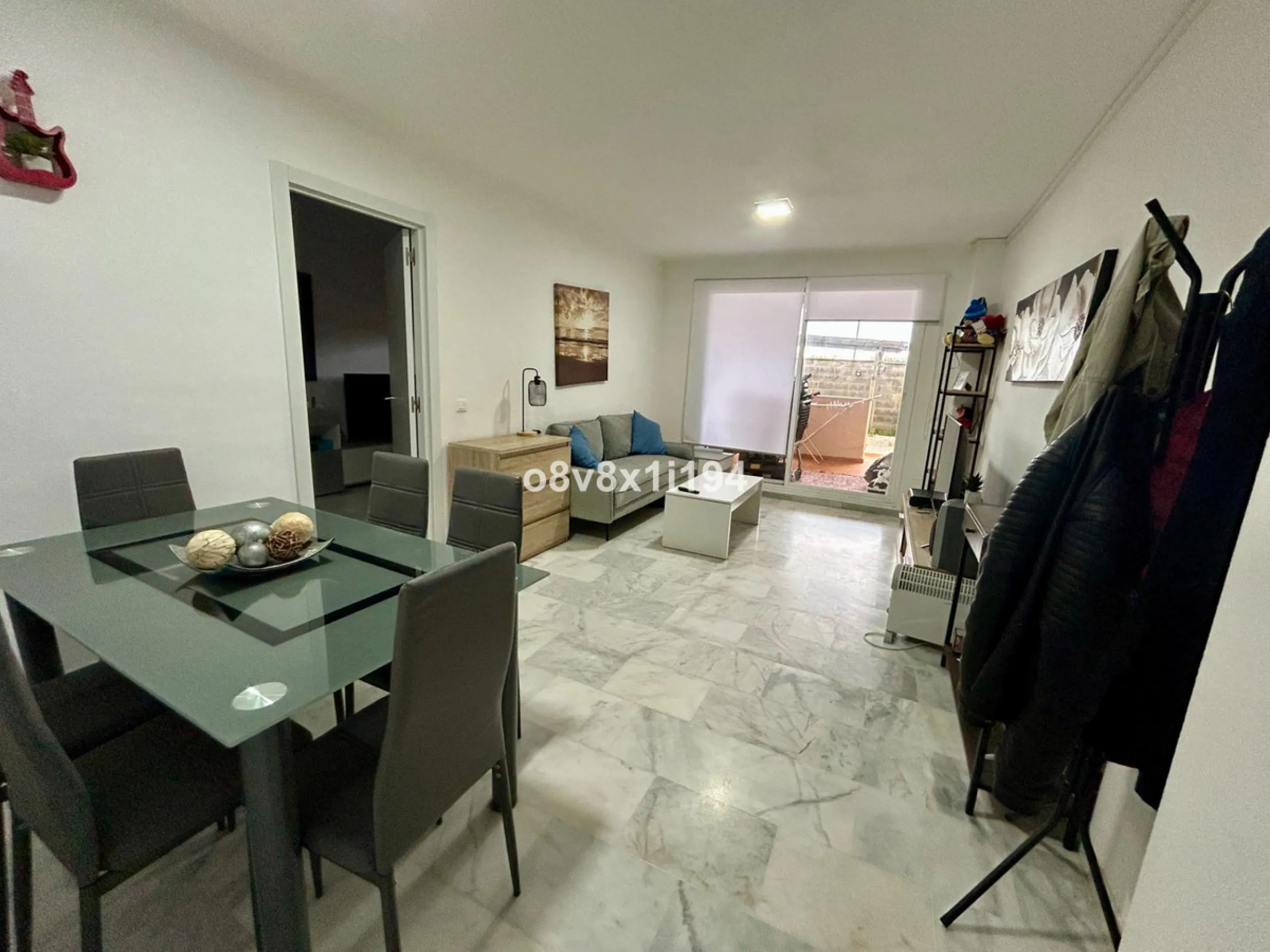 Ground floor apartment with private garden and basement in Doña Julia | 3 bedrooms + 2 parking spaces | High profitability