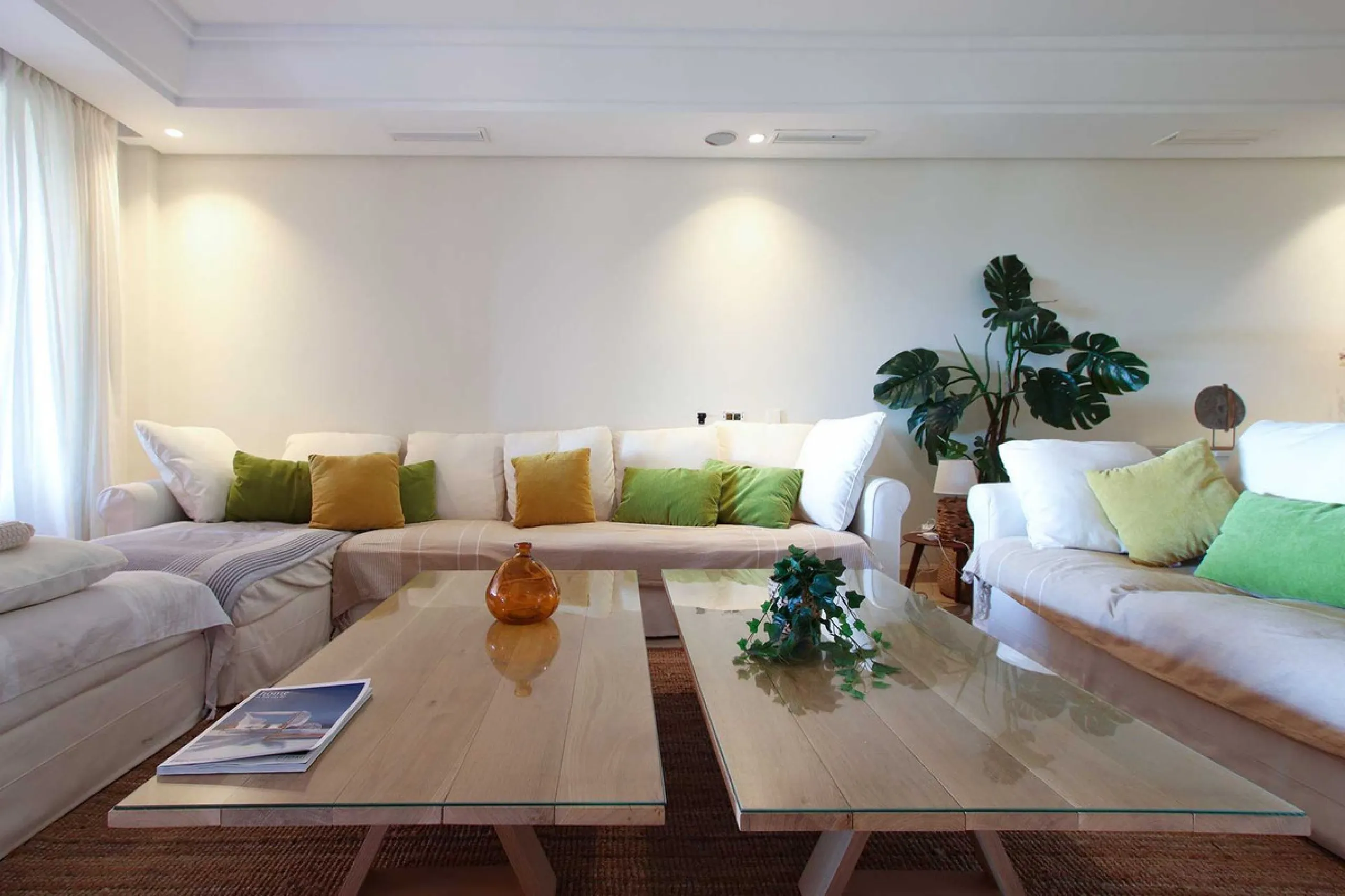 Apartment - Ground Floor Apartment в продаже в Marbella, Málaga. В доме 4 спален и 4 ванных комнат. Площадь дома 186 м²