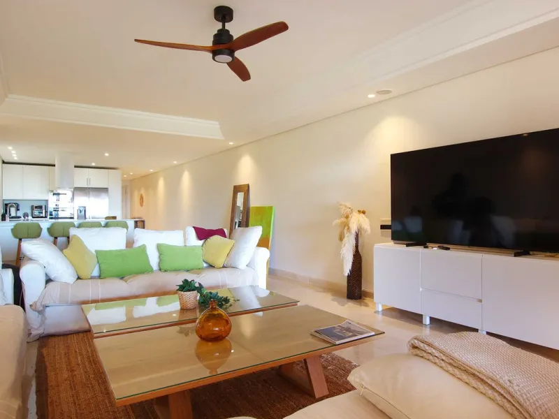 Apartment - Ground Floor Apartment в продаже в Marbella, Málaga. В доме 4 спален и 4 ванных комнат. Площадь дома 186 м²