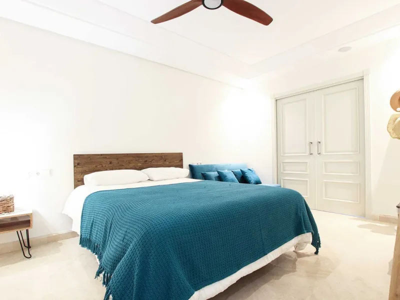 Apartment - Ground Floor Apartment в продаже в Marbella, Málaga. В доме 4 спален и 4 ванных комнат. Площадь дома 186 м²