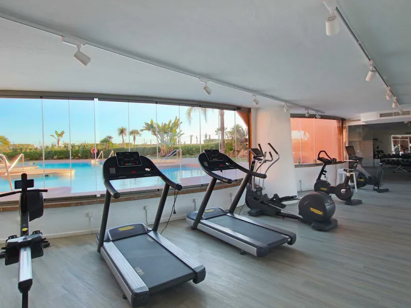 Apartment - Ground Floor Apartment в продаже в Marbella, Málaga. В доме 4 спален и 4 ванных комнат. Площадь дома 186 м²