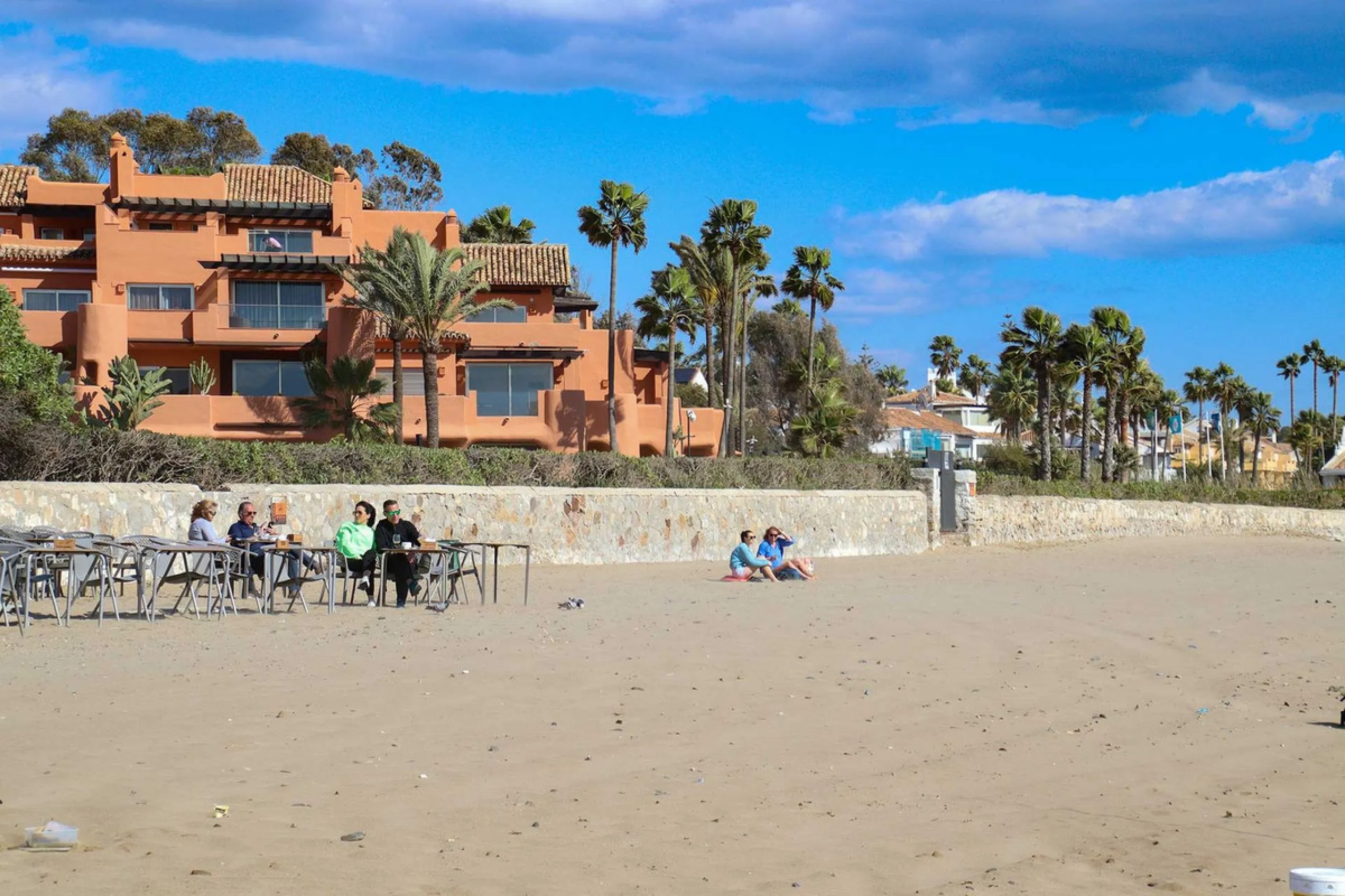 Apartment - Ground Floor Apartment в продаже в Marbella, Málaga. В доме 4 спален и 4 ванных комнат. Площадь дома 186 м²