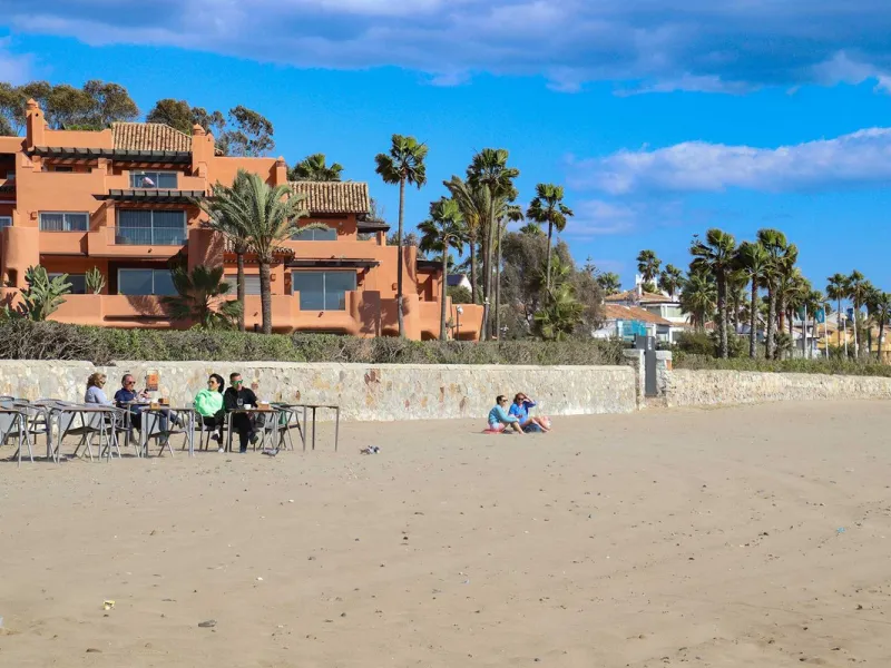 Apartment - Ground Floor Apartment в продаже в Marbella, Málaga. В доме 4 спален и 4 ванных комнат. Площадь дома 186 м²