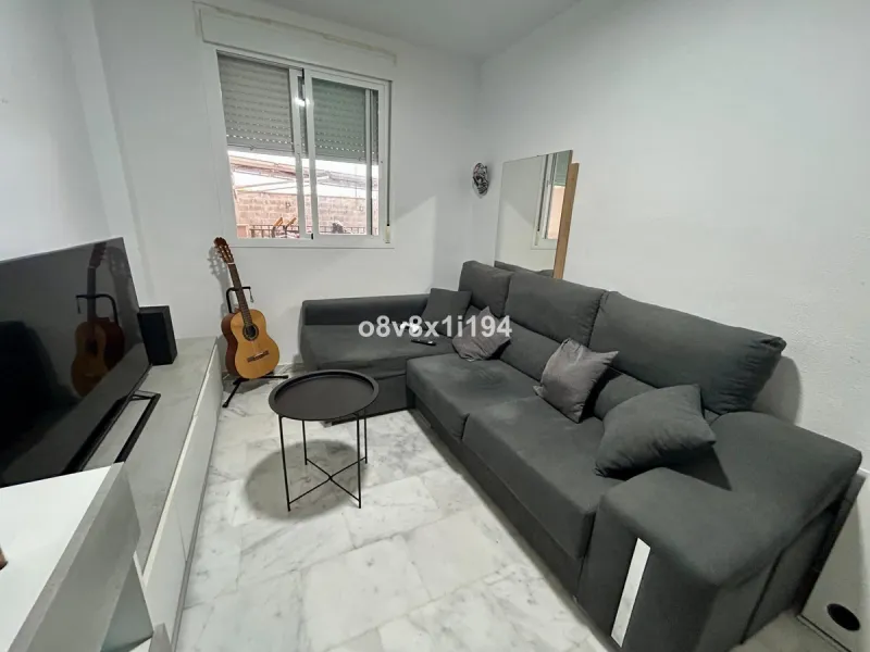 Ground floor apartment with private garden and basement in Doña Julia | 3 bedrooms + 2 parking spaces | High profitability