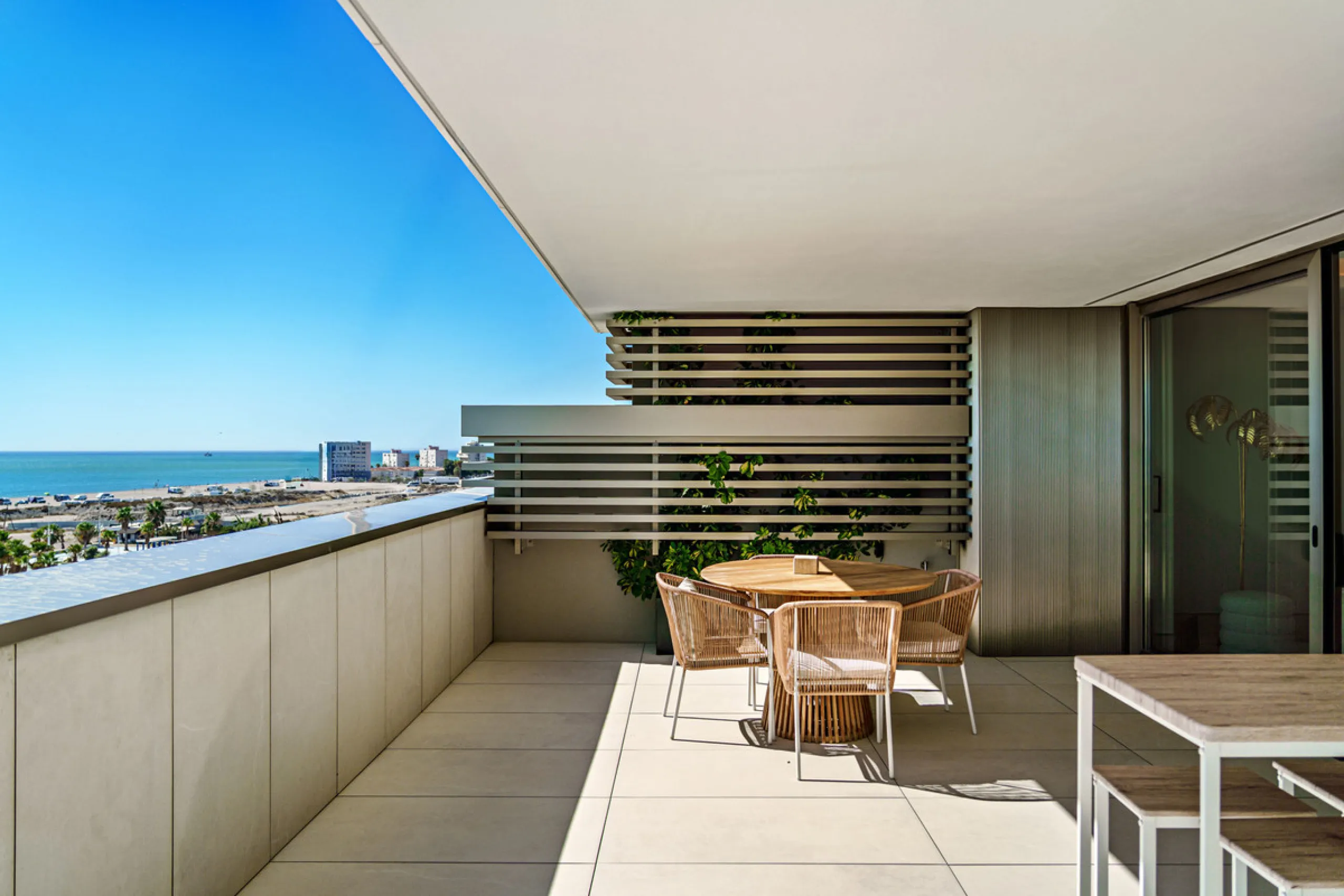 Apartment - Middle Floor Apartment в продаже в Málaga, Málaga. В доме 2 спален и 2 ванных комнат. Площадь дома 191 м²