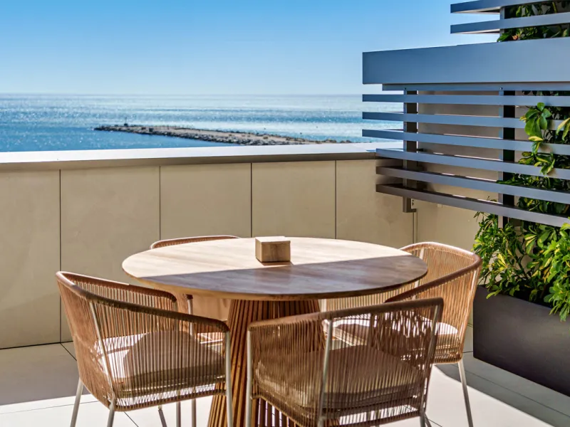 Apartment - Middle Floor Apartment в продаже в Málaga, Málaga. В доме 2 спален и 2 ванных комнат. Площадь дома 191 м²