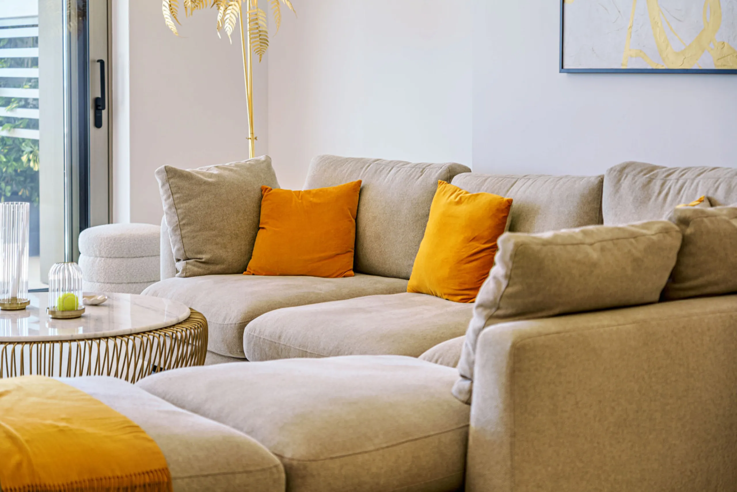 Apartment - Middle Floor Apartment в продаже в Málaga, Málaga. В доме 2 спален и 2 ванных комнат. Площадь дома 191 м²