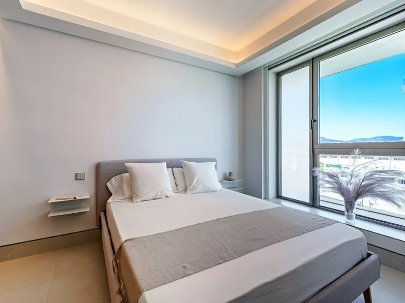 Apartment - Middle Floor Apartment в продаже в Málaga, Málaga. В доме 2 спален и 2 ванных комнат. Площадь дома 191 м²