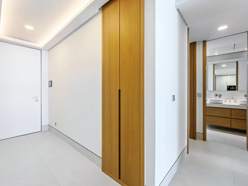 Apartment - Middle Floor Apartment в продаже в Málaga, Málaga. В доме 2 спален и 2 ванных комнат. Площадь дома 191 м²