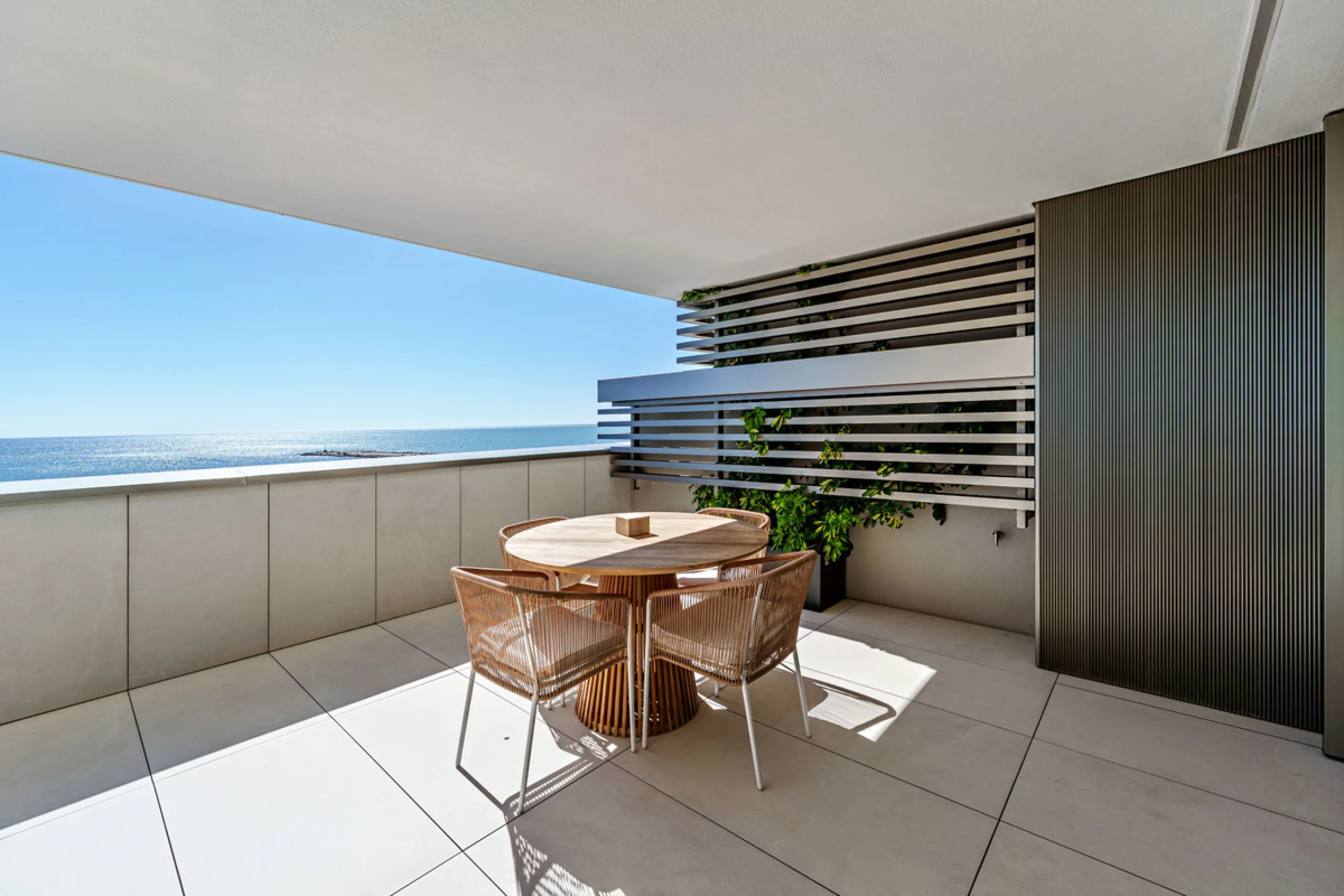 Apartment - Middle Floor Apartment в продаже в Málaga, Málaga. В доме 2 спален и 2 ванных комнат. Площадь дома 191 м²