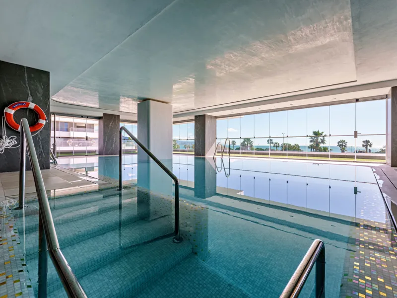 Apartment - Middle Floor Apartment в продаже в Málaga, Málaga. В доме 2 спален и 2 ванных комнат. Площадь дома 191 м²