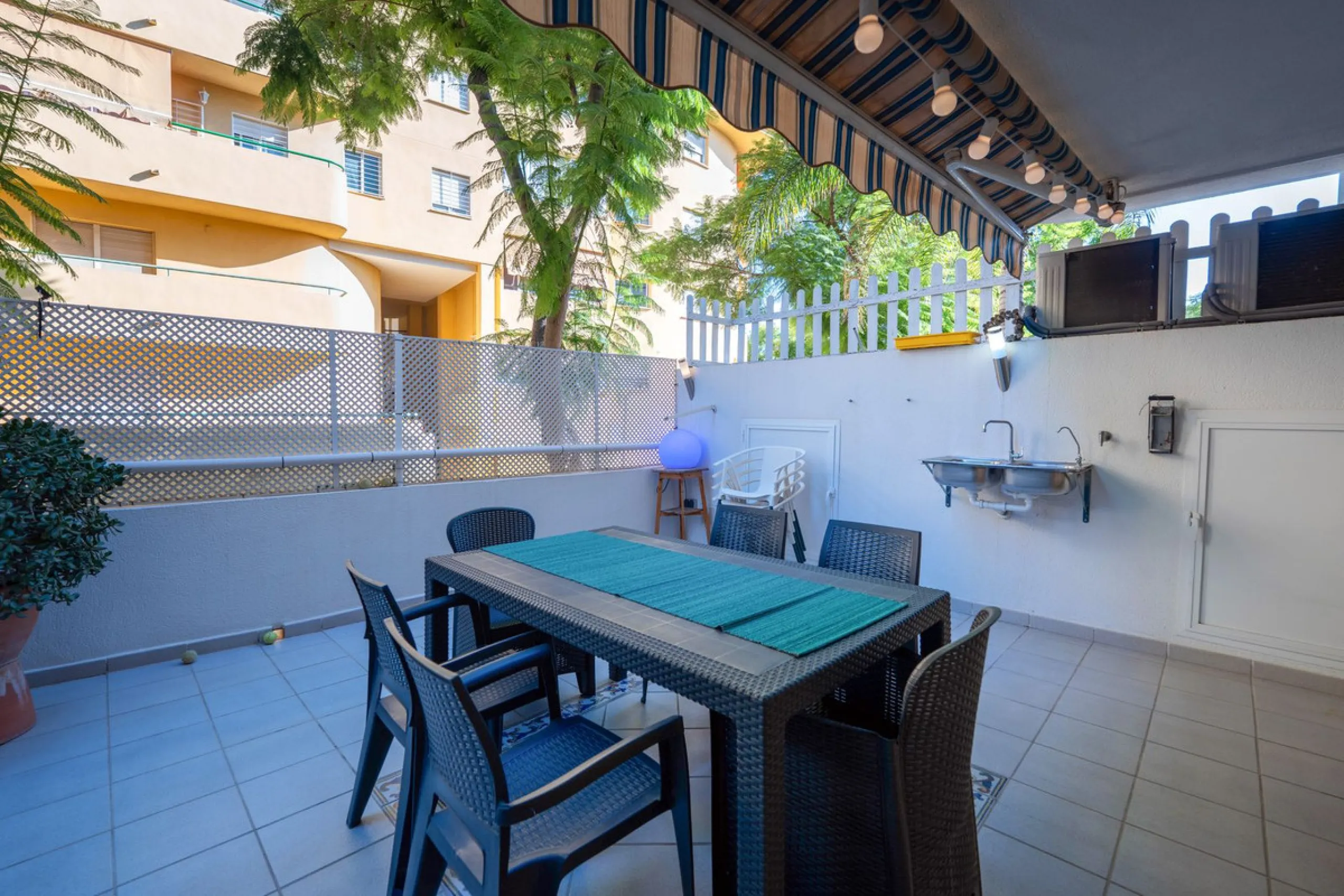 Fantastic Opportunity in Los Pacos!