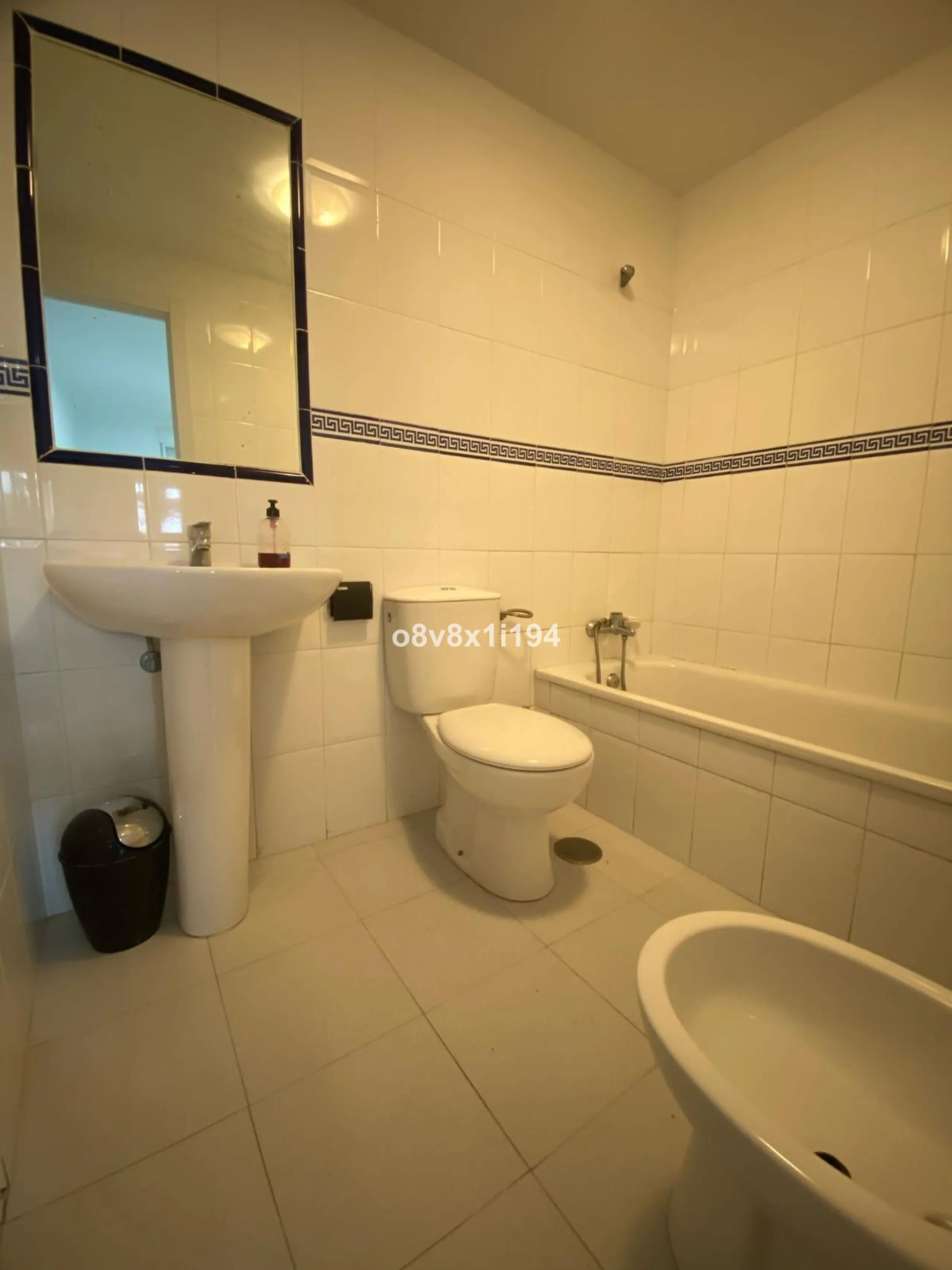 Ground floor apartment with private garden and basement in Doña Julia | 3 bedrooms + 2 parking spaces | High profitability