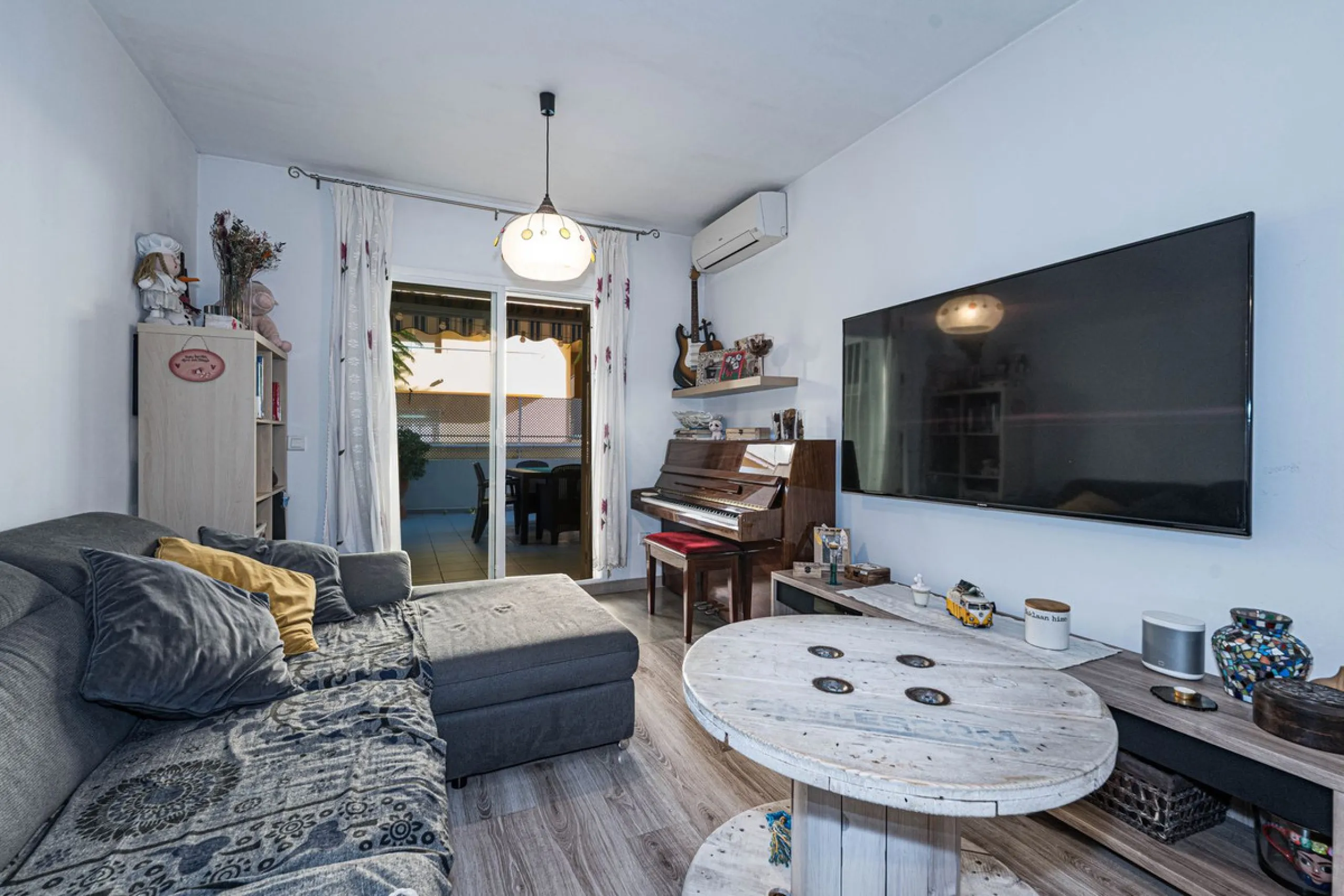 Fantastic Opportunity in Los Pacos!