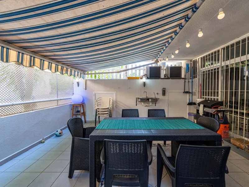 Fantastic Opportunity in Los Pacos!