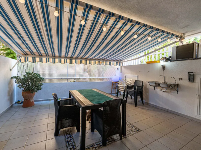 Fantastic Opportunity in Los Pacos!