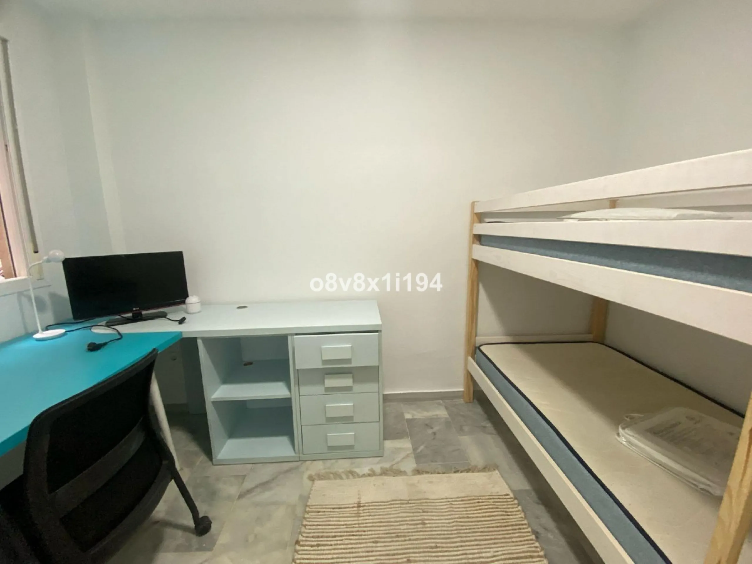 Ground floor apartment with private garden and basement in Doña Julia | 3 bedrooms + 2 parking spaces | High profitability