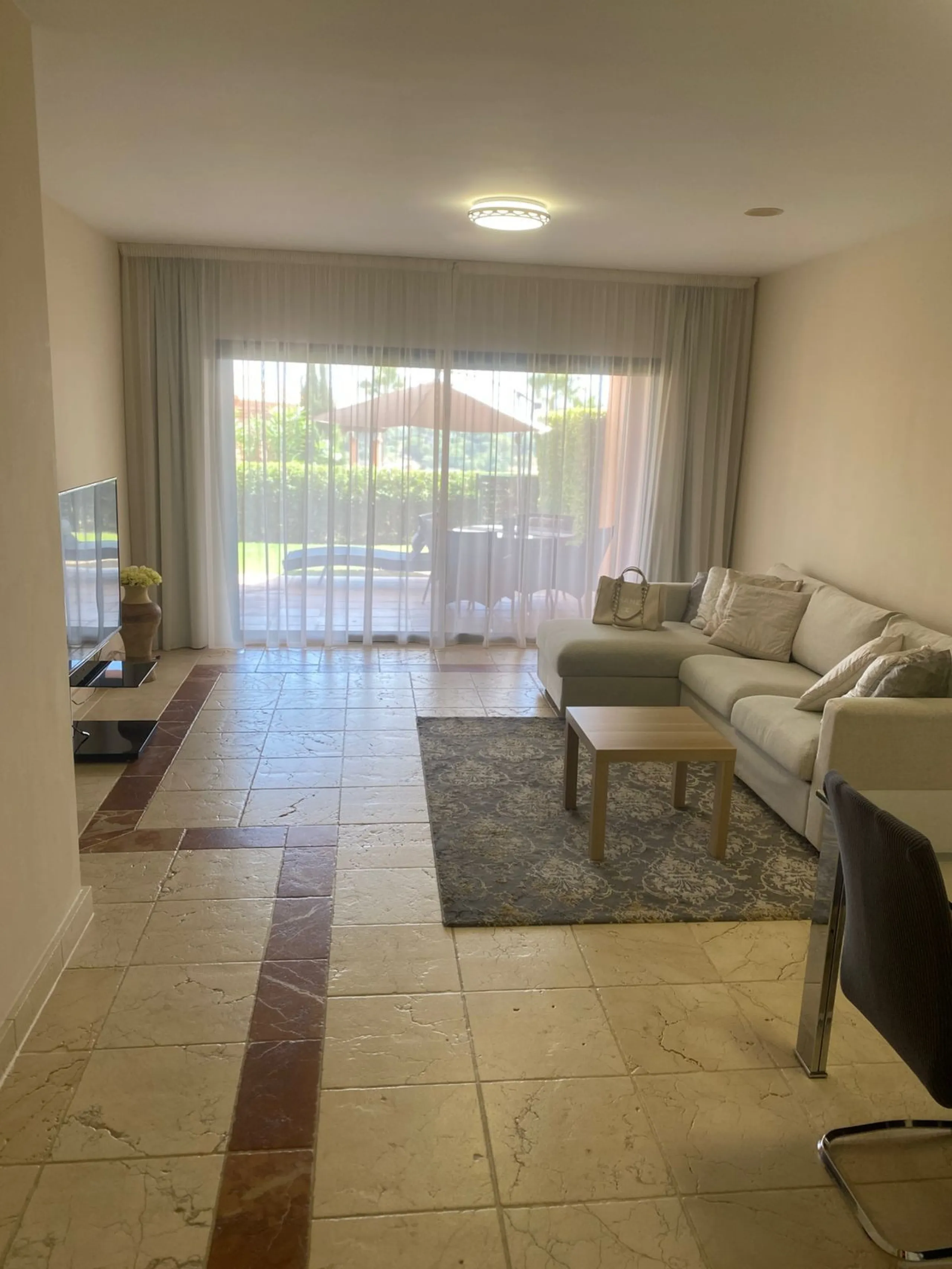 Discover the elegance and tranquility of Benatalaya, an exclusive development located on the Atalaya , Estepona. Surrounded by golf courses and nature, this prestigious gated community offers a unique lifestyle, combining security, comfort, and a privileg
