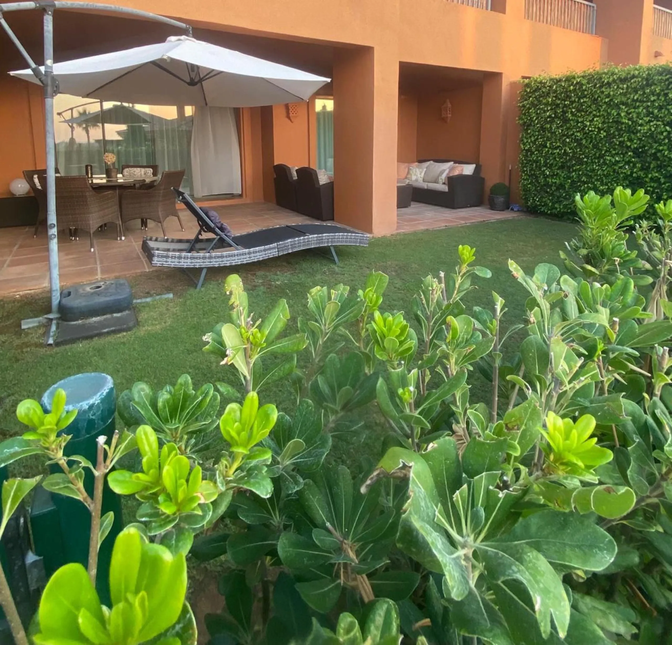 Discover the elegance and tranquility of Benatalaya, an exclusive development located on the Atalaya , Estepona. Surrounded by golf courses and nature, this prestigious gated community offers a unique lifestyle, combining security, comfort, and a privileg