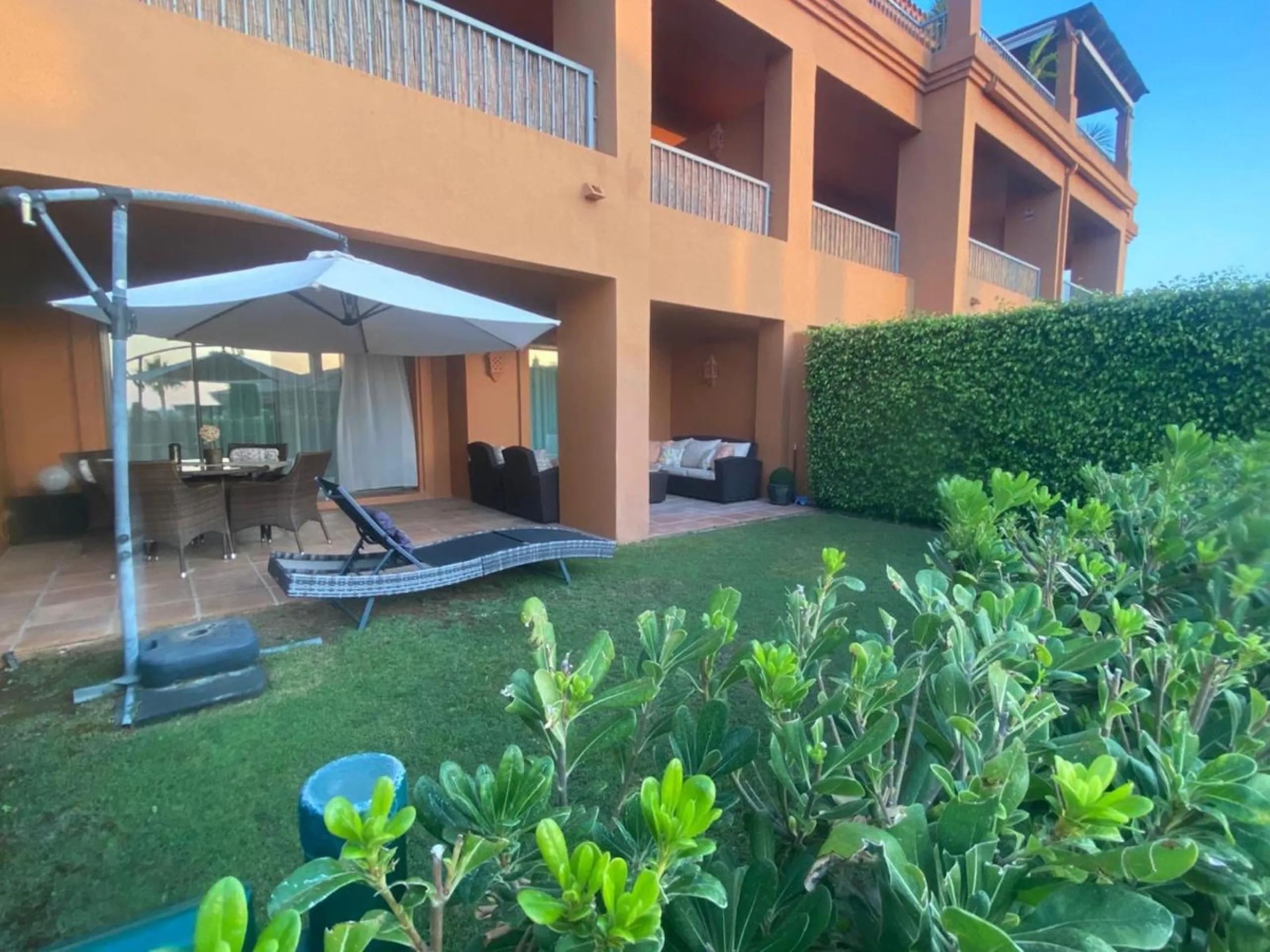 Discover the elegance and tranquility of Benatalaya, an exclusive development located on the Atalaya , Estepona. Surrounded by golf courses and nature, this prestigious gated community offers a unique lifestyle, combining security, comfort, and a privileg
