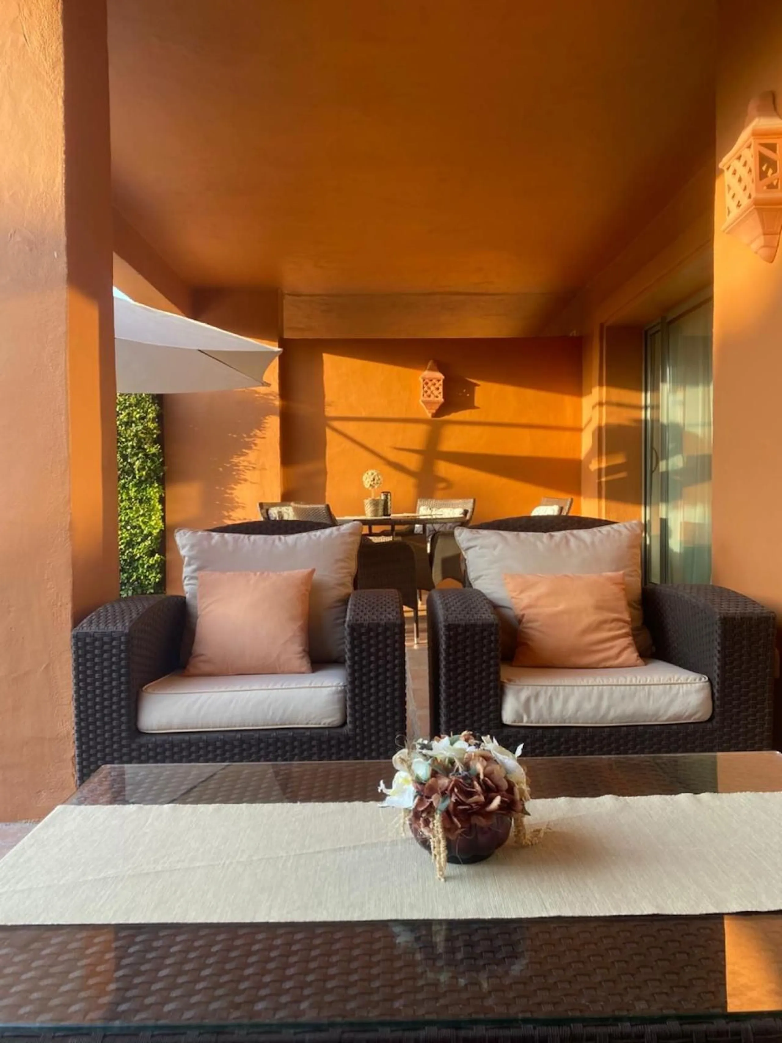 Discover the elegance and tranquility of Benatalaya, an exclusive development located on the Atalaya , Estepona. Surrounded by golf courses and nature, this prestigious gated community offers a unique lifestyle, combining security, comfort, and a privileg