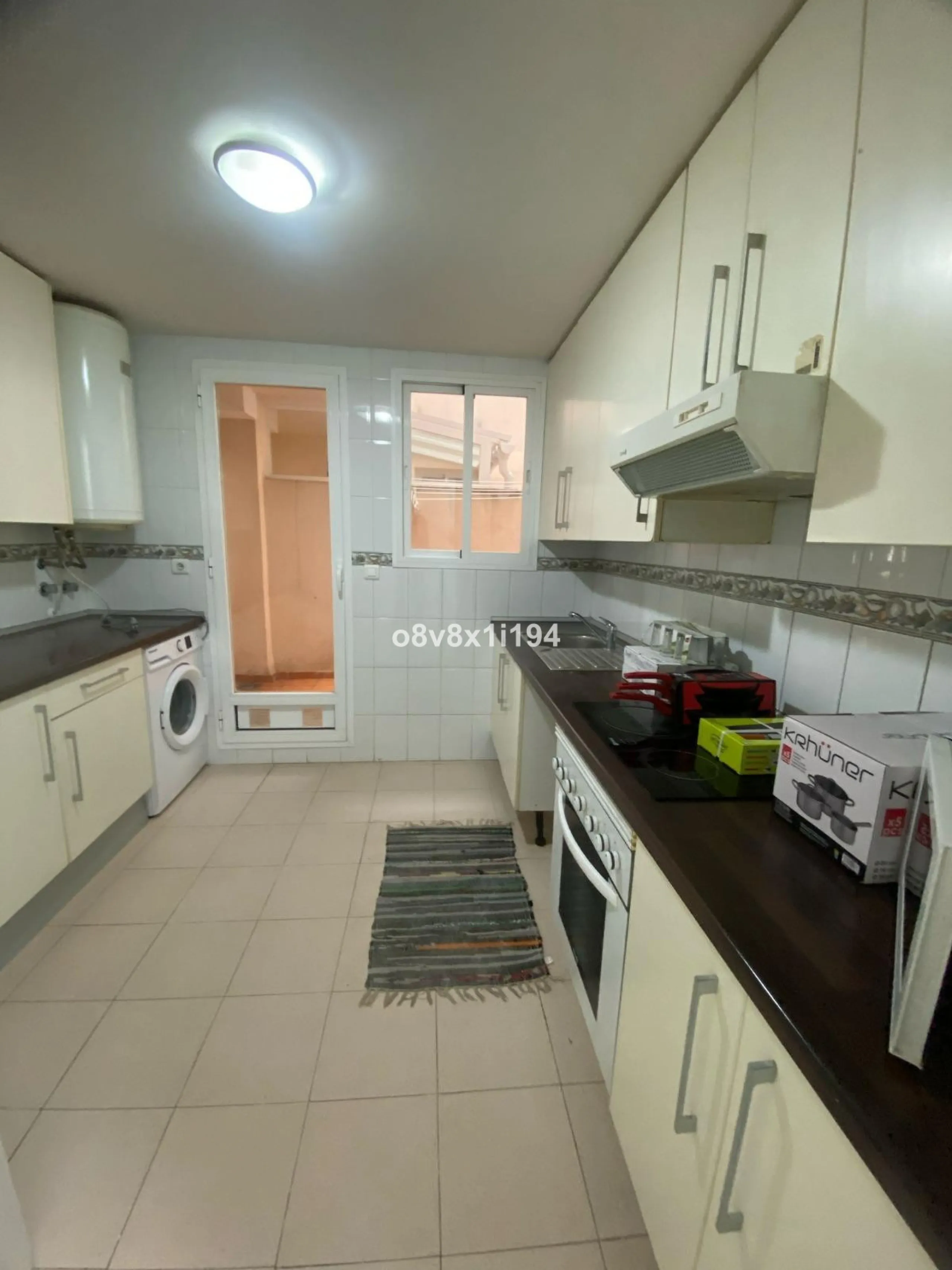 Ground floor apartment with private garden and basement in Doña Julia | 3 bedrooms + 2 parking spaces | High profitability