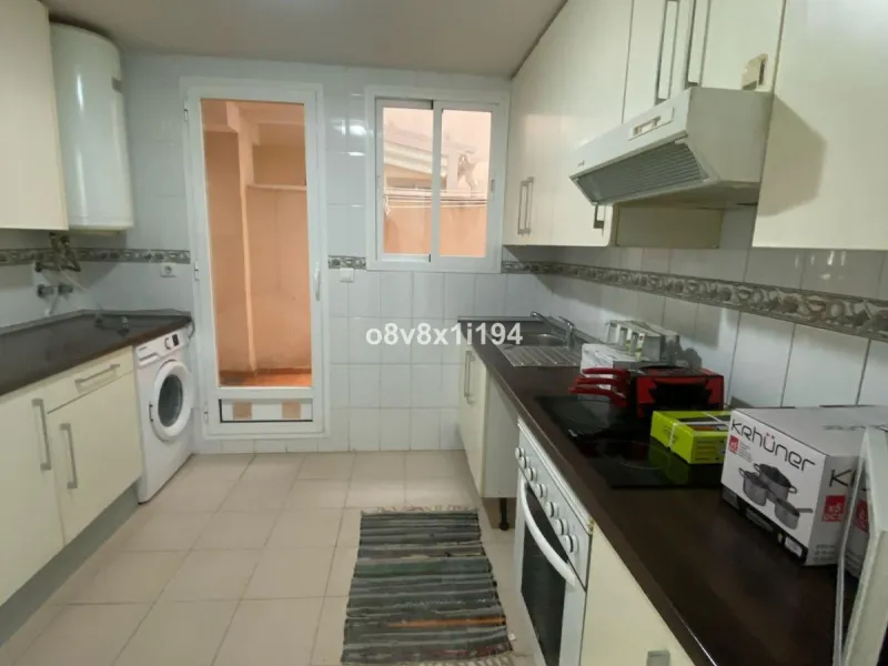 Ground floor apartment with private garden and basement in Doña Julia | 3 bedrooms + 2 parking spaces | High profitability