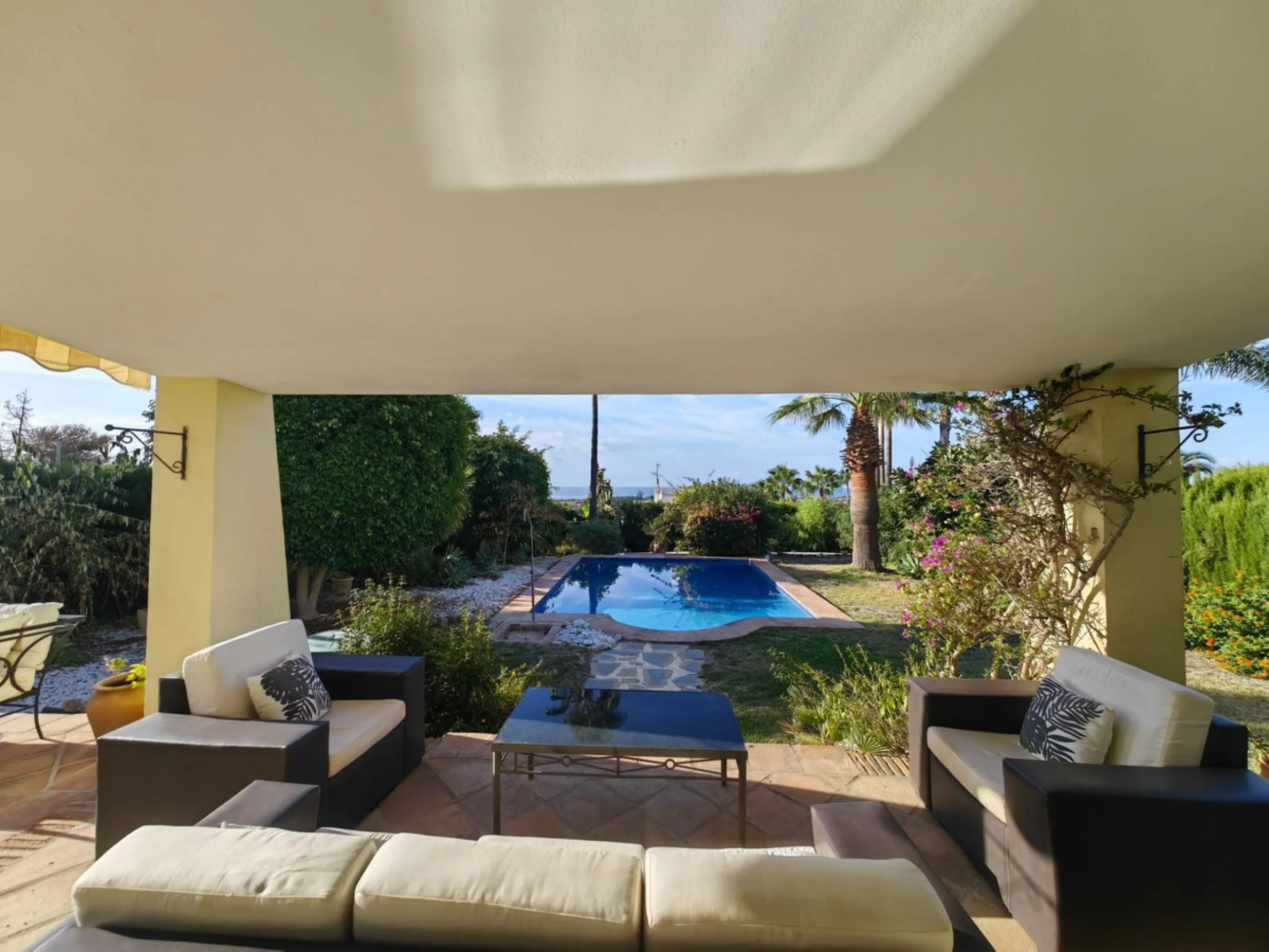 Stunning Andalusian Villa with Panoramic Sea Views – Puerto Romano, Estepona