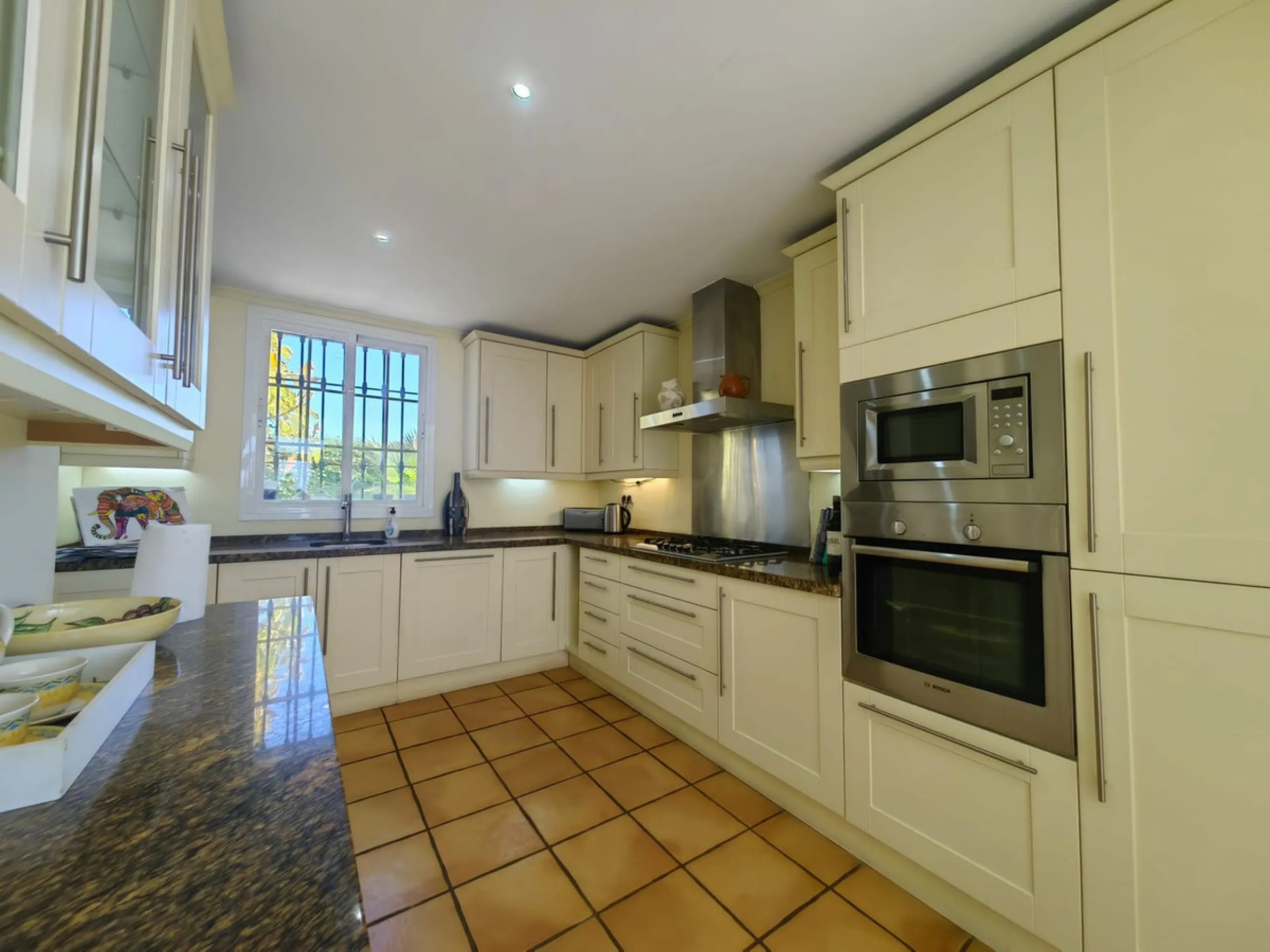 Stunning Andalusian Villa with Panoramic Sea Views – Puerto Romano, Estepona