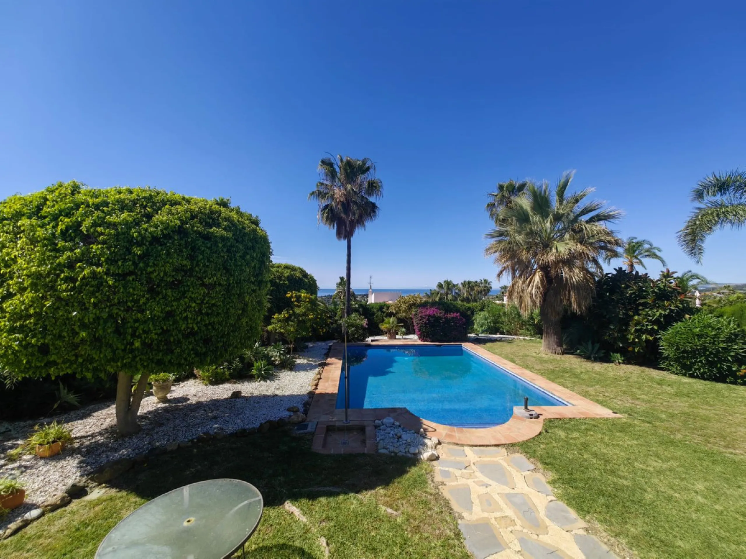 Stunning Andalusian Villa with Panoramic Sea Views – Puerto Romano, Estepona