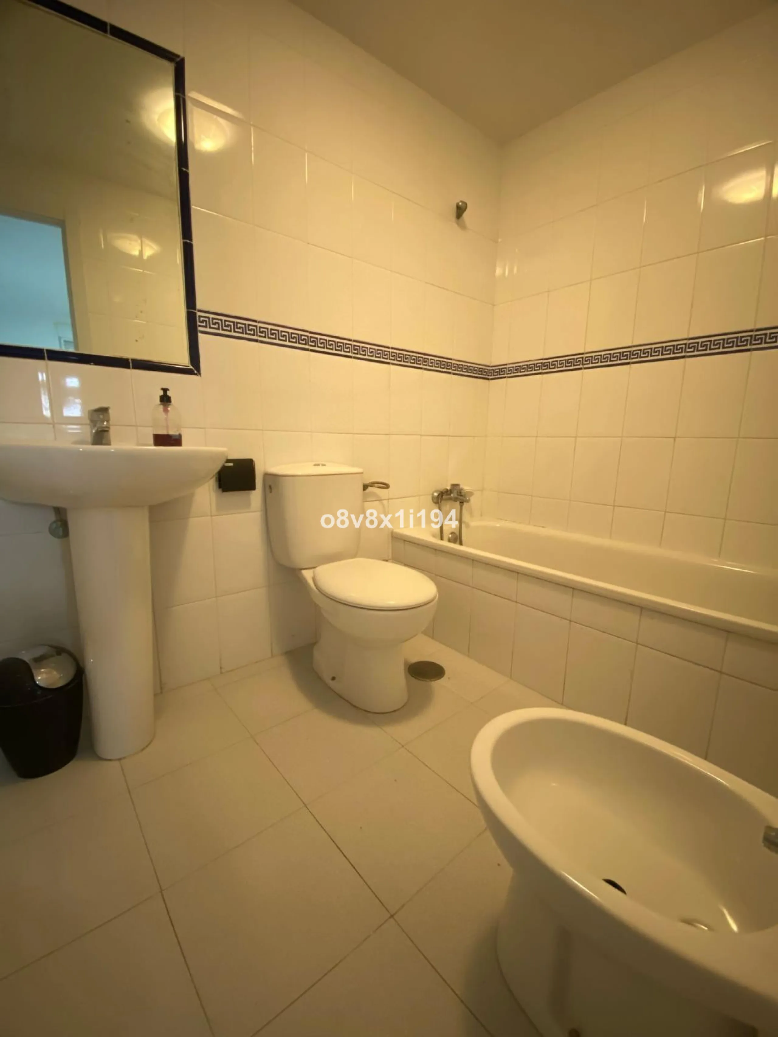 Ground floor apartment with private garden and basement in Doña Julia | 3 bedrooms + 2 parking spaces | High profitability