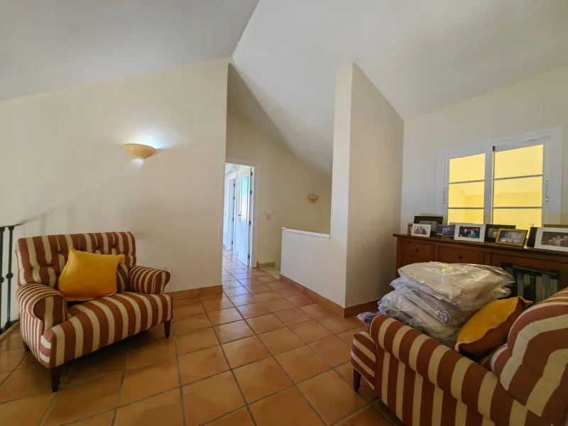 Stunning Andalusian Villa with Panoramic Sea Views – Puerto Romano, Estepona