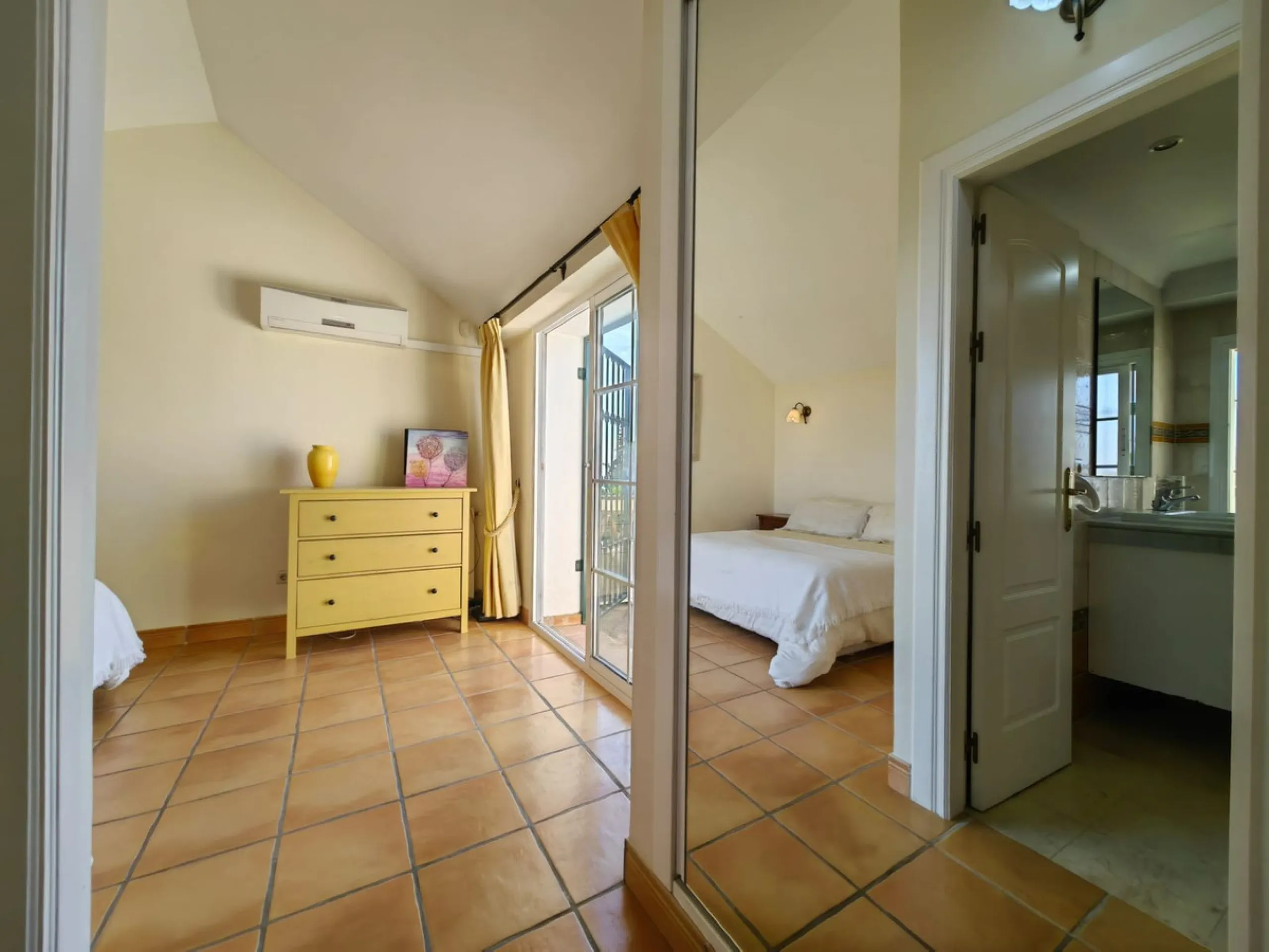 Stunning Andalusian Villa with Panoramic Sea Views – Puerto Romano, Estepona