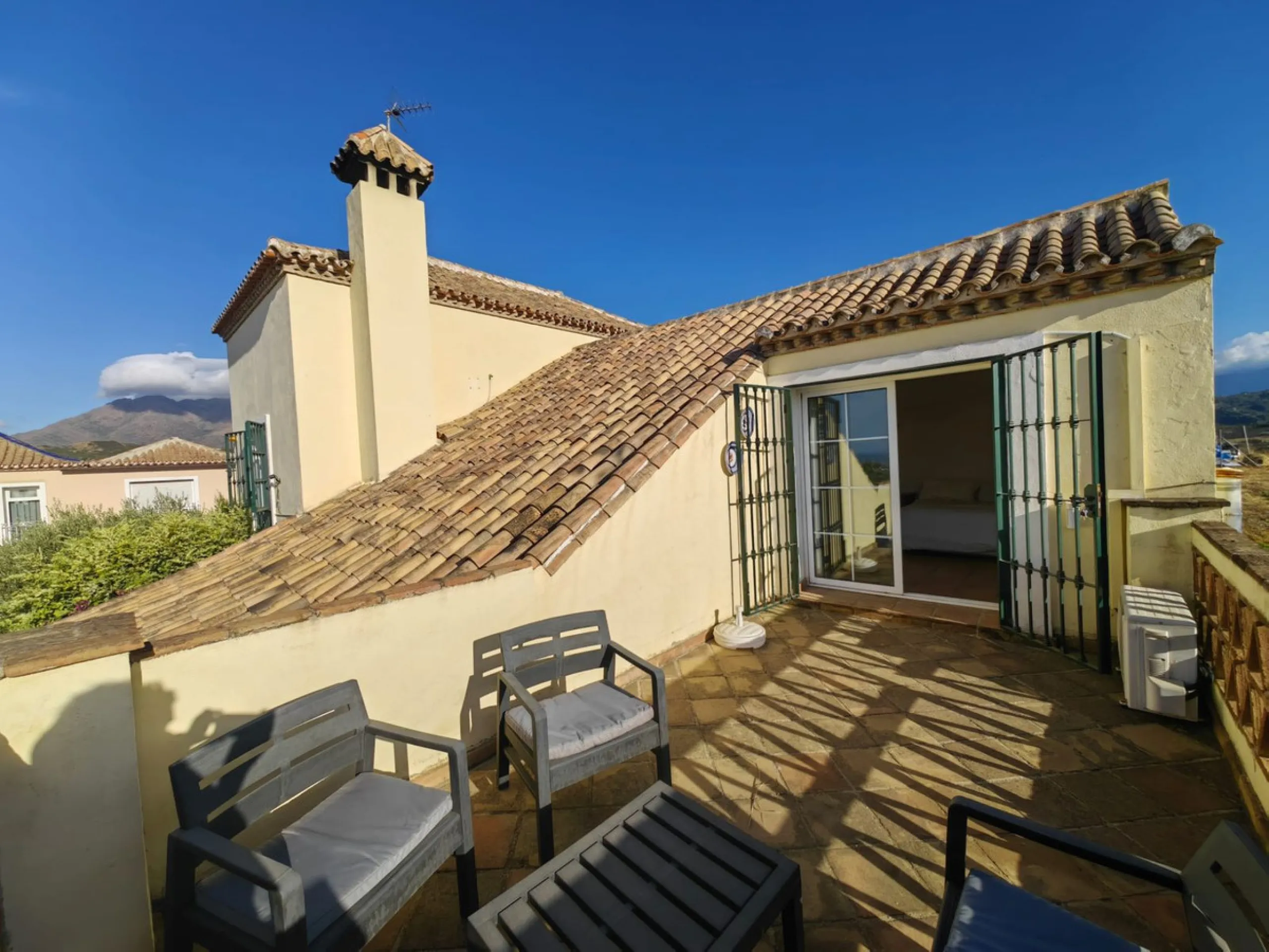 Stunning Andalusian Villa with Panoramic Sea Views – Puerto Romano, Estepona