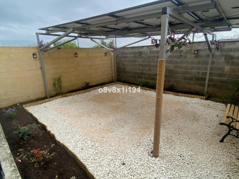 Ground floor apartment with private garden and basement in Doña Julia | 3 bedrooms + 2 parking spaces | High profitability