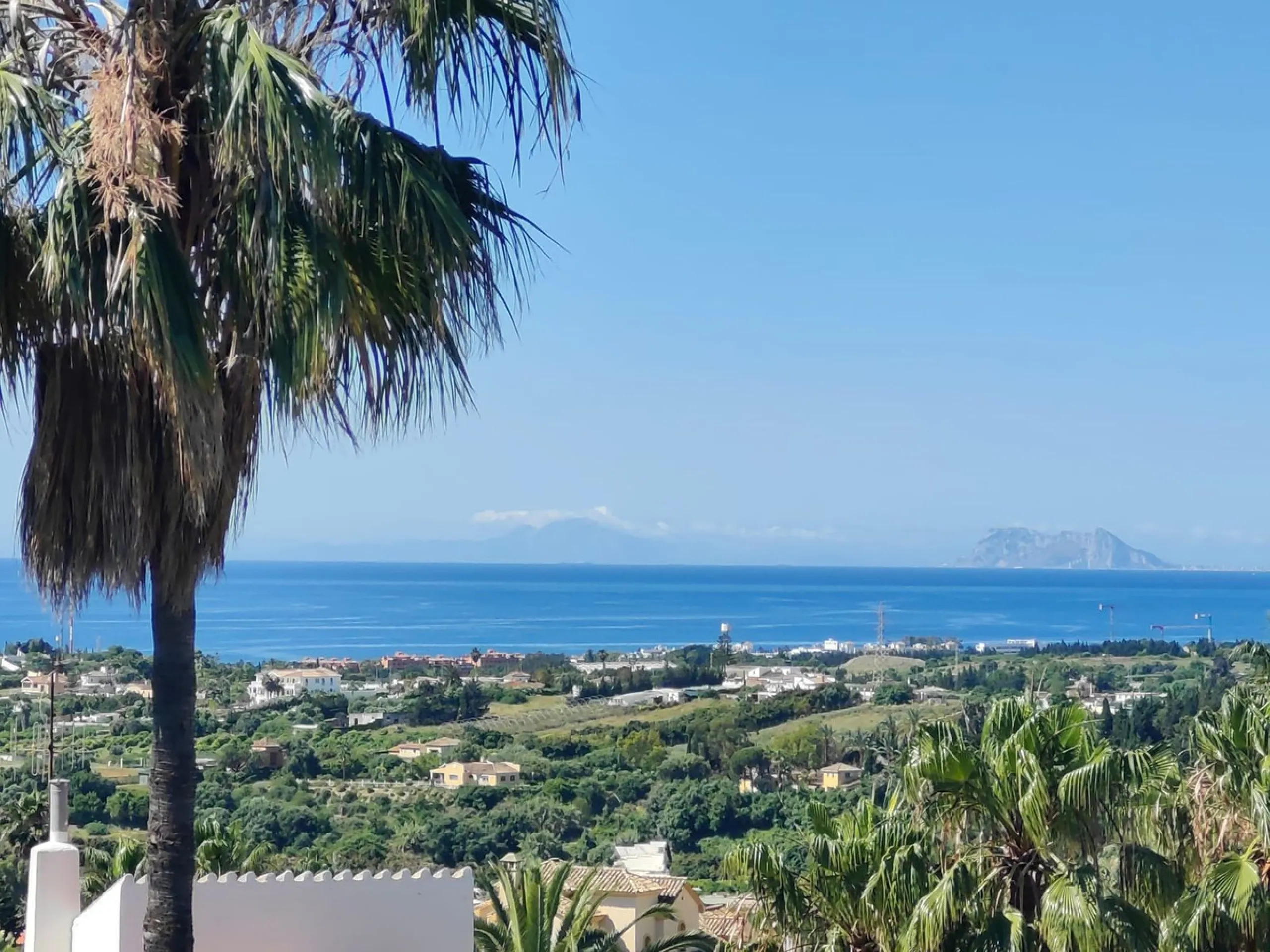 Stunning Andalusian Villa with Panoramic Sea Views – Puerto Romano, Estepona