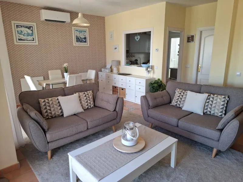Charming 2-Bedroom Townhouse with Panoramic Views in Pueblo Valtocado, Mijas