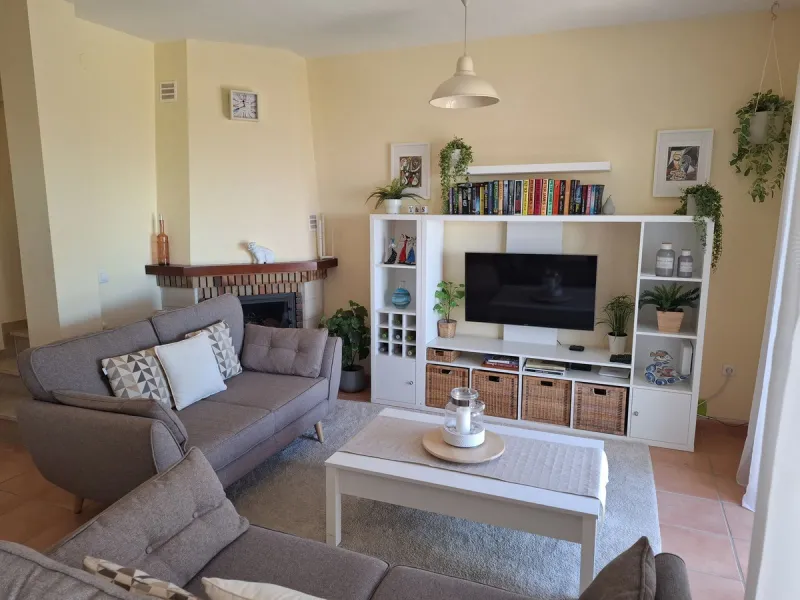 Charming 2-Bedroom Townhouse with Panoramic Views in Pueblo Valtocado, Mijas