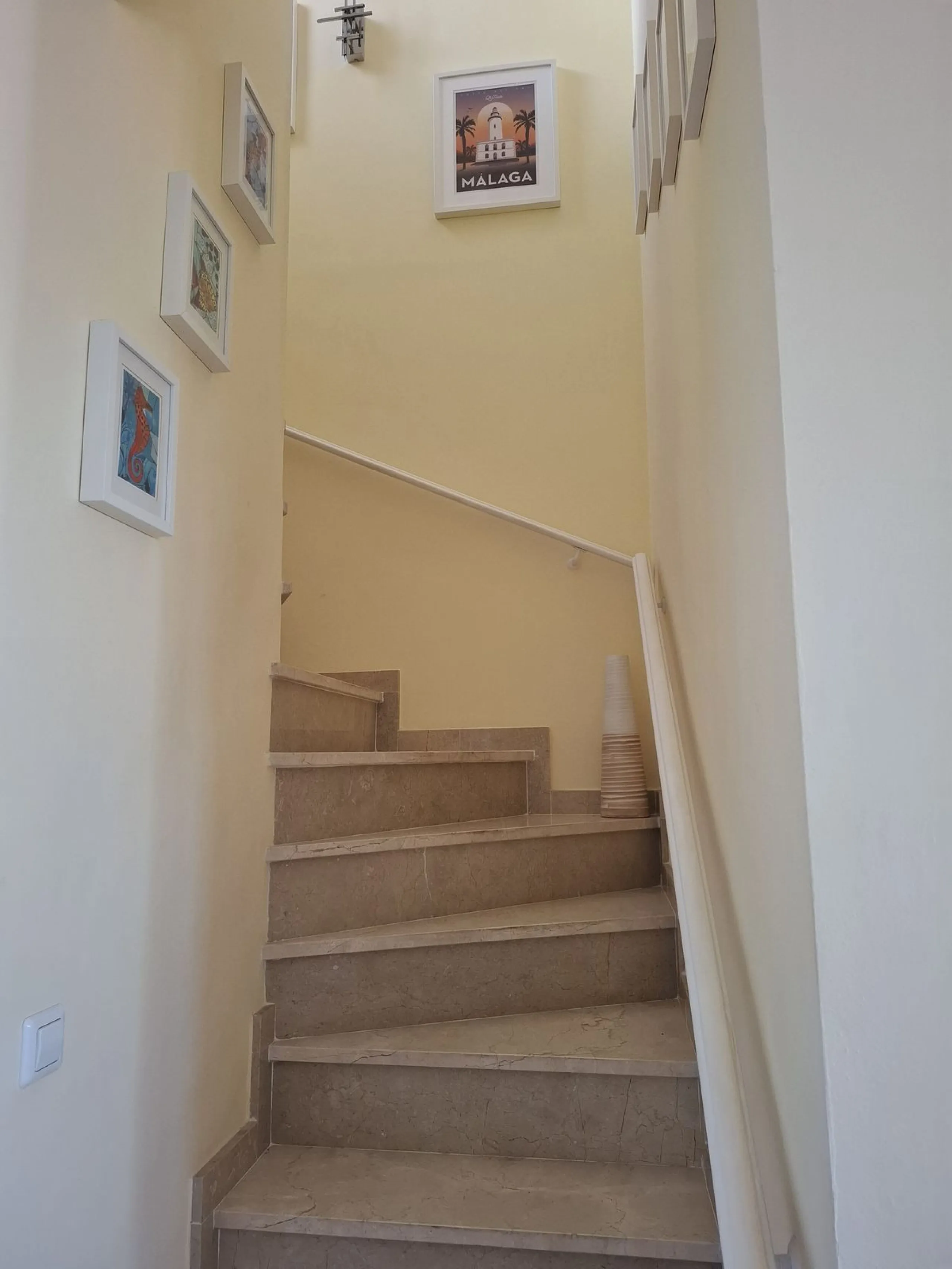 Charming 2-Bedroom Townhouse with Panoramic Views in Pueblo Valtocado, Mijas