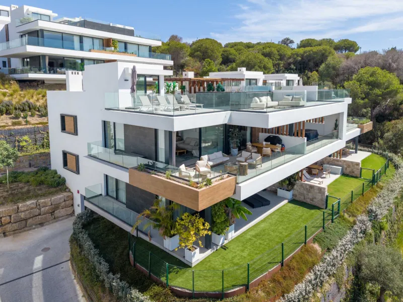 Apartment - Penthouse Duplex в продаже в Marbella, Málaga. В доме 3 спален и 3 ванных комнат. Площадь дома 173 м²