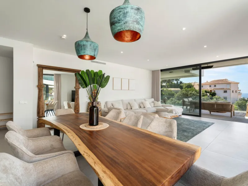 Apartment - Penthouse Duplex в продаже в Marbella, Málaga. В доме 3 спален и 3 ванных комнат. Площадь дома 173 м²