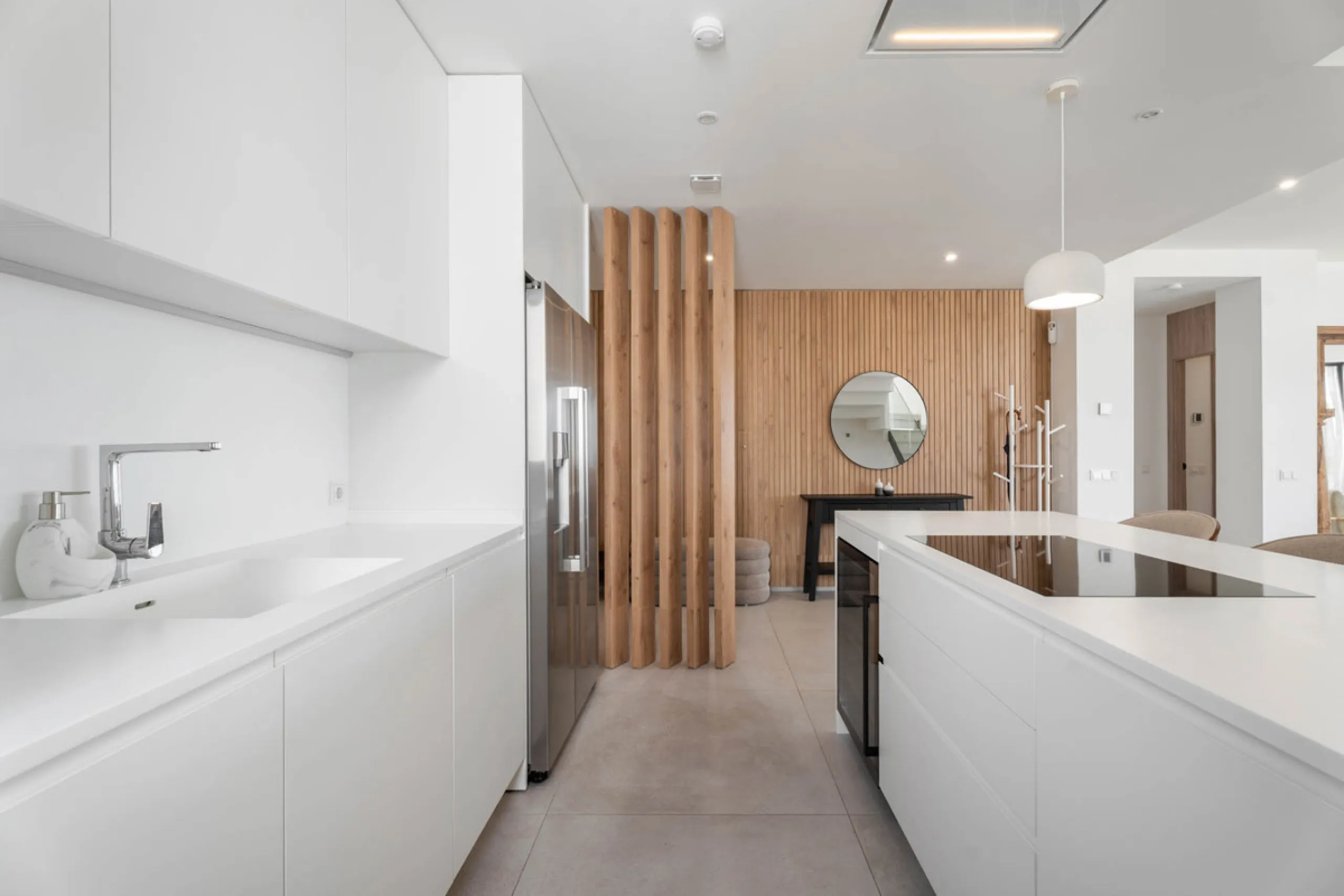 Apartment - Penthouse Duplex в продаже в Marbella, Málaga. В доме 3 спален и 3 ванных комнат. Площадь дома 173 м²