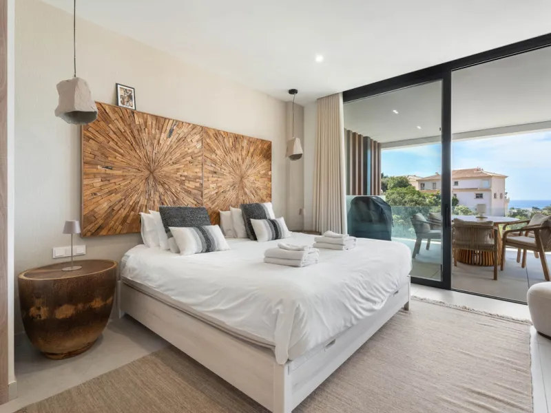 Apartment - Penthouse Duplex в продаже в Marbella, Málaga. В доме 3 спален и 3 ванных комнат. Площадь дома 173 м²
