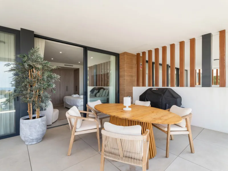 Apartment - Penthouse Duplex в продаже в Marbella, Málaga. В доме 3 спален и 3 ванных комнат. Площадь дома 173 м²