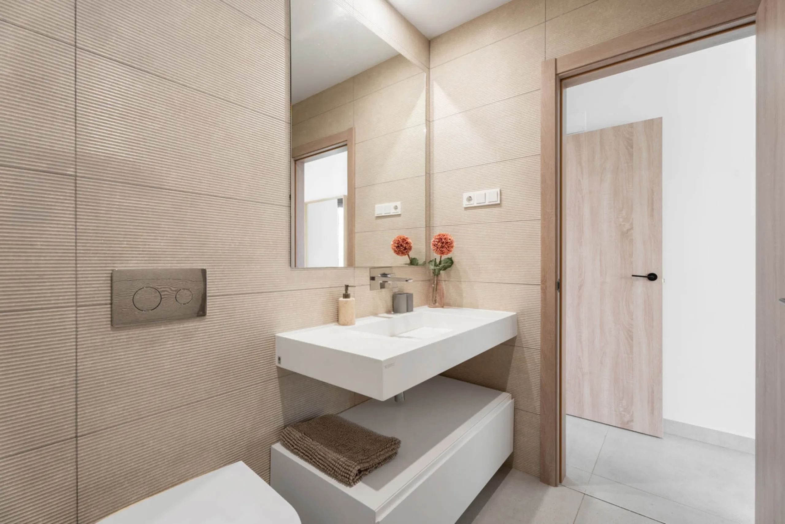 Apartment - Penthouse Duplex в продаже в Marbella, Málaga. В доме 3 спален и 3 ванных комнат. Площадь дома 173 м²