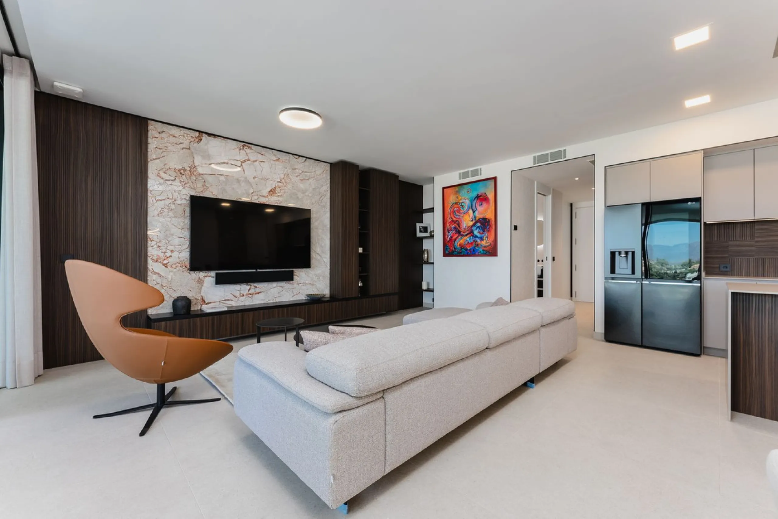 Unique property located in one of the most exclusive Boutique complexes in Marbella East, Marbella Sunset, right above the UNESCO protected Artola sand dunes and just a few steps from the golf course.