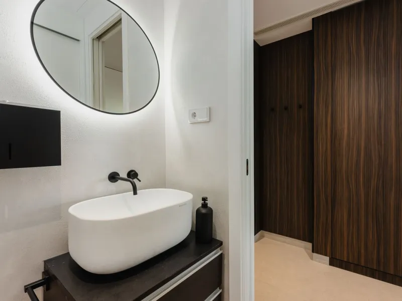 Unique property located in one of the most exclusive Boutique complexes in Marbella East, Marbella Sunset, right above the UNESCO protected Artola sand dunes and just a few steps from the golf course.