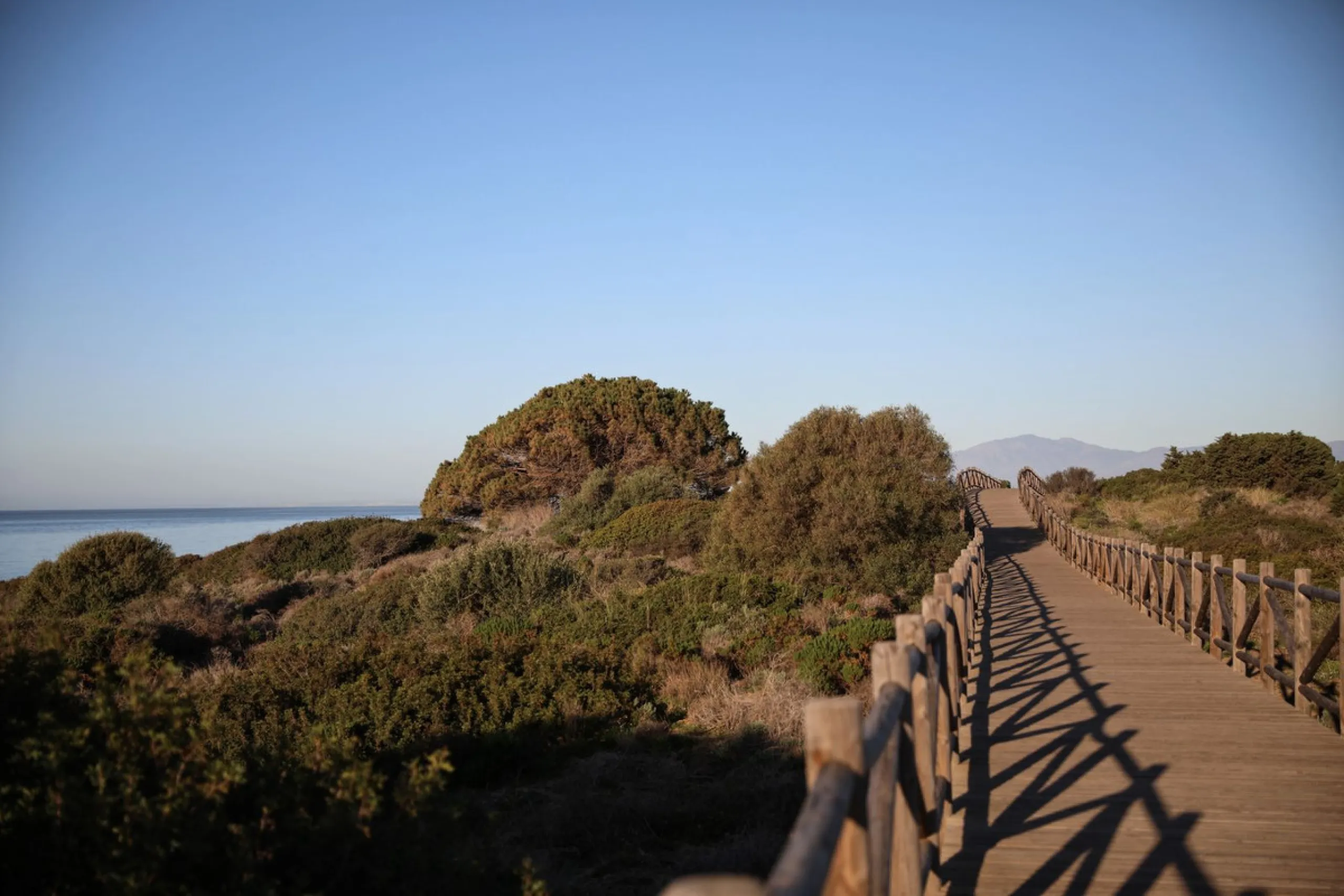 Unique property located in one of the most exclusive Boutique complexes in Marbella East, Marbella Sunset, right above the UNESCO protected Artola sand dunes and just a few steps from the golf course.
